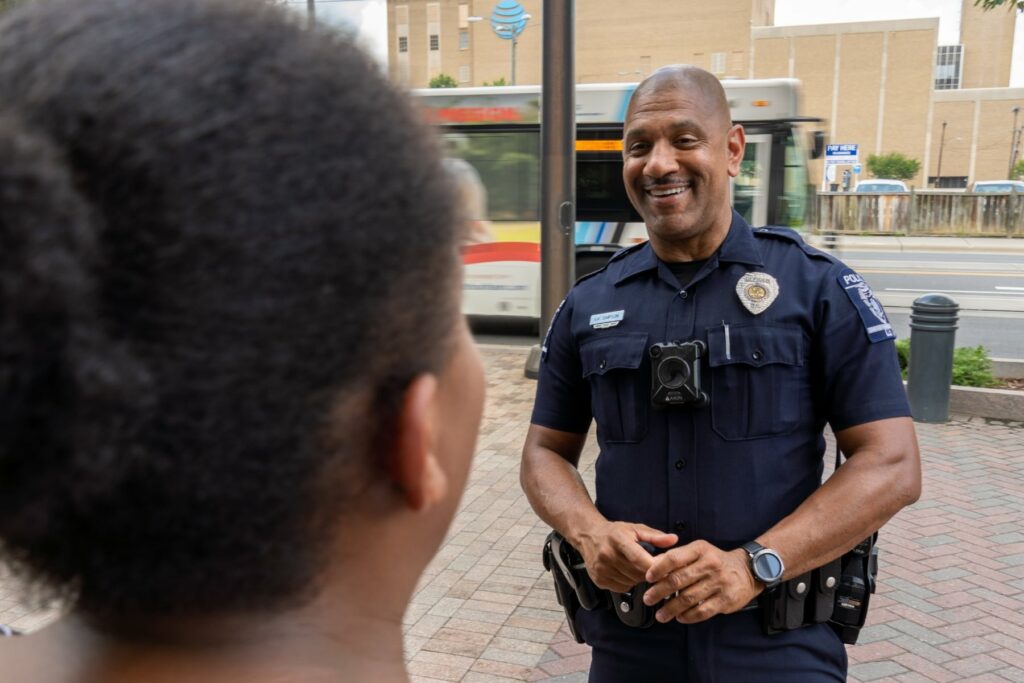 Big cities waving big bucks to get best police  Washington Examiner